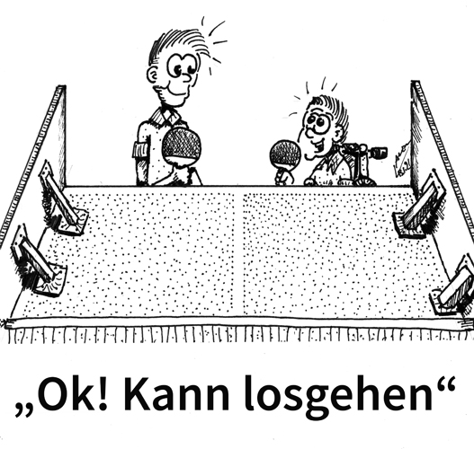 Ein Rollstuhlfahrer und ein Spieler ohne Behinderung bilden ein Doppel. Beim Aufschlag des Gegners, den eigentlich der Rollstuhlfahrer annehmen sollte, verlässt der Ball nach Berühren der Spielfläche den Tisch über die Seitenlinie und wird nicht mehr erreicht. Und jetzt? ZUR REGEL 