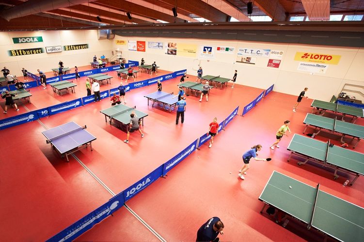 Trainieren wie die Profis - in einer Halle mit den Profis (© Zugbrücke Grenzau)