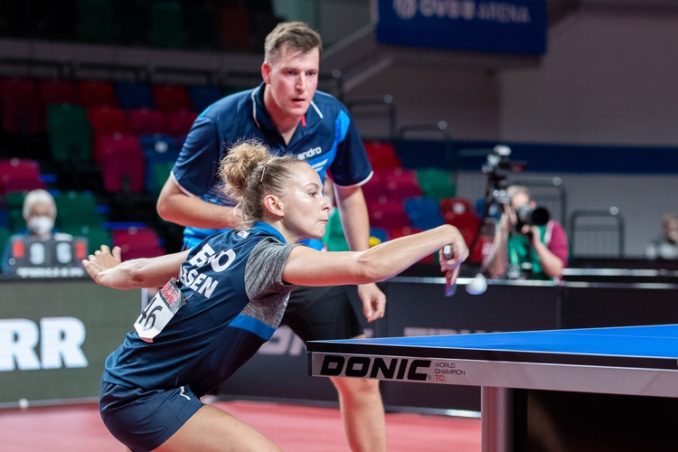 Erik Bottroff und Katharina Michajlova kamen auf keinen Satzgewinn (©Thomas)