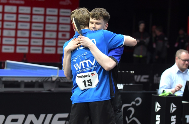...Kirill Fadeev und Mathias Hübgen nicht zum Sieg gereicht. Fadeev und Hübgen haben die Medaille damit sicher und bestreiten am Sonntag das Halbfinale gegen Ricardo Walther und Kilian Ort. (©Gohlke)