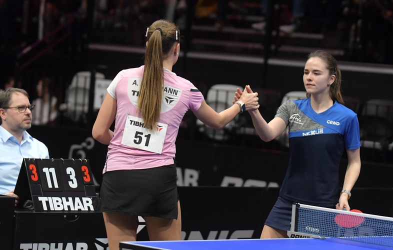 Zuvor hatte Kaufmann im Achtelfinale große Mühe gegen Alena Lemmer gehabt. Lemmer führte mit 3:1 nach Sätzen, verlor die letzten drei Durchgänge dann aber eher deutlich. (©Gohlke)