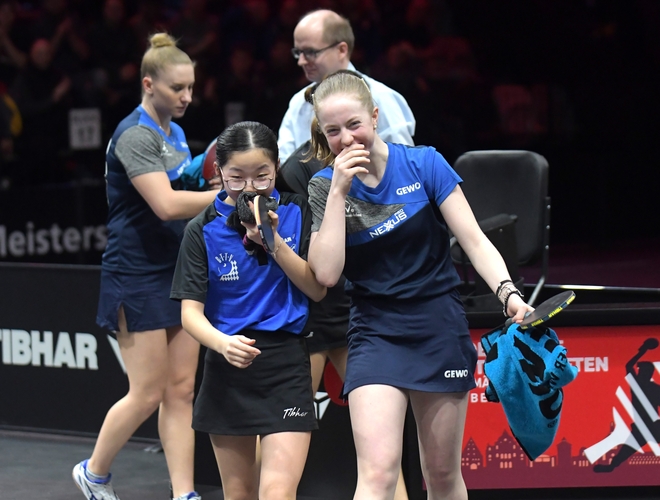 Die Nationalspielerinnen unterlagen den DTTB-Nachwuchsassen Koharu Itagaki und Josephina Neumann, die sensationell ins Finale einzogen. (©Gohlke)