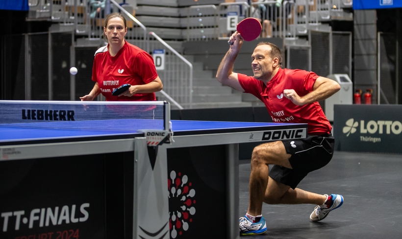 Im Mixed-Wettbewerb gab es zunächst keine Überraschungen. So schied der älteste Teilnehmer Gerd Richter gemeinsam mit Alexandra Schankula etwa gegen die Titelverteidiger Cedric Meissner/Yuan Wan aus (©Gohlke)