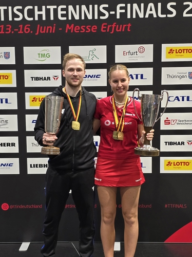 Für Benedikt Duda und Annett Kaufmann werden die TT-Finals in Erfurt noch lange in guter Erinnerung bleiben (©Gohlke)