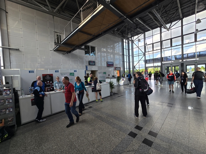 So sieht es in der Eingangshalle der Erfurter Messe aus (©Gohlke)