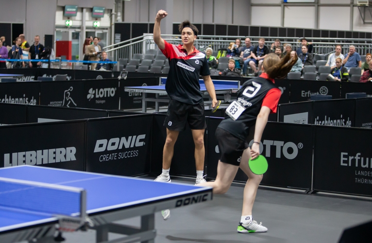 Am Abend wurden bereits die Halbfinal- und Finalspiele im Jugend-19-Mixed ausgespielt. Überraschend kämpften sich die Lokalmatadore Till Berbig und Kira Kölling ins Halbfinale (©Gohlke)