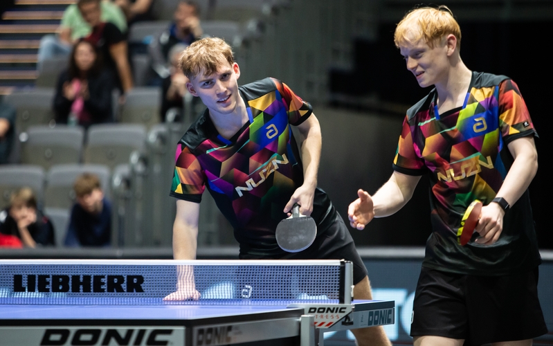 Nicht nur Halbfinalisten, sondern auch gute Freunde: Andre Bertelsmeier/Wim Verdonschot. (©Gohlke)