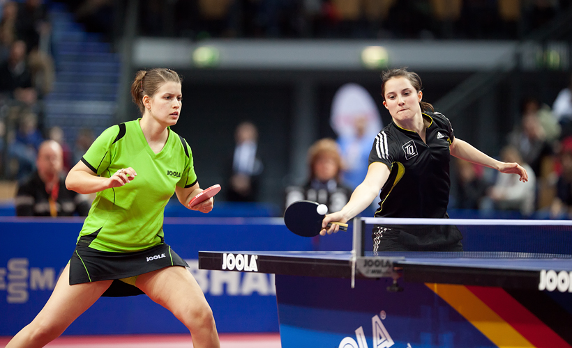 Die Finalspiele begannen mit dem Finale im Damen-Doppel: Die Titelverteidigerinnen Petrissa Solja und Sabine Winter... (©Fabig)