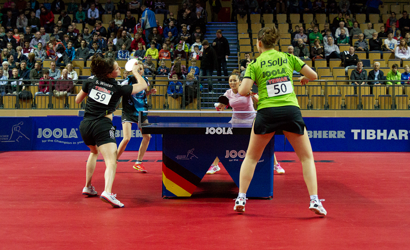 den Titelverteidigerinnen Sabine Winter (l.) und Petrissa Solja... (©Fabig)