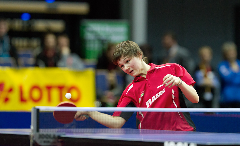 Im anschließenden Damen-Einzel-Halbfinale musste sich Mädchen-Europameisterin Nina Mittelham, die im Viertelfinale Kristin Silbereisen ausgeschaltet hatte,... (©Fabig)