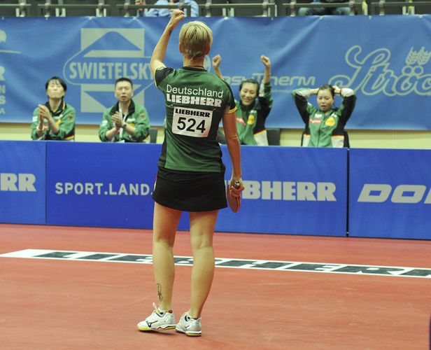 Und fegt sie mit 3:0 vom Parkett. Damit steht Deutschland im Halbfinale... (©Stosik)