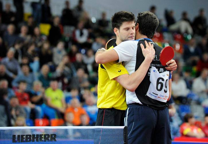 Dimitrij Ovtcharov hingegen besiegte in einer schweren Partie Panagiotis Gionis und zog ins Halbfinale ein. (©Stosik)