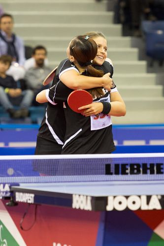 Auch das Olympiadoppel Shan/Solja durften jubeln. Damit gibt es ein deutsches Finale (©Fabig)