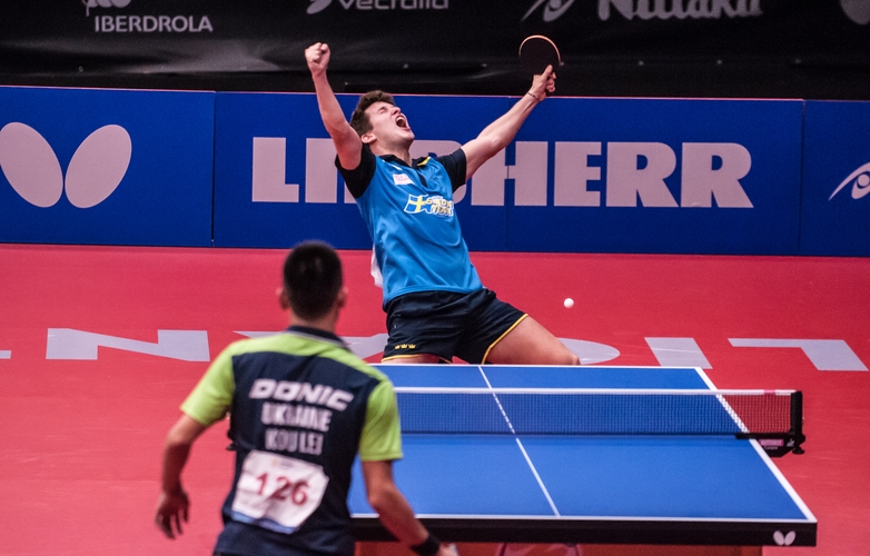 Gegen Kou Lei spielte er sich nach einem Sieben-Satz-Krimi ins Viertelfinale. (©Gohlke)