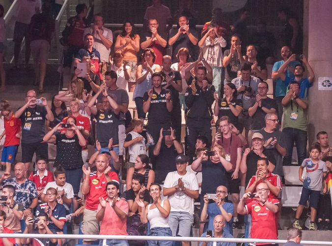 Das Publikum - und natürlich vor allem das deutsche Team - zollte dem Rekordeuropameister Respekt. (©Gohlke)