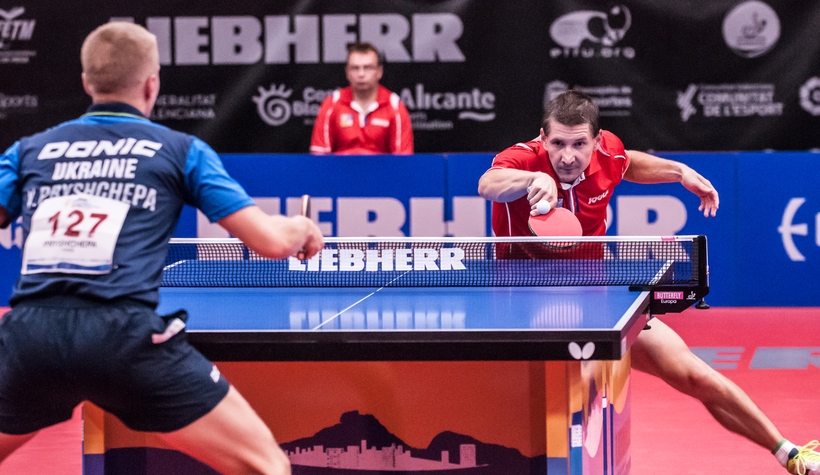 Der Ukrainer Yevhen Pryshchepa schlug Gruppenkopf Tomas Konecny überraschend mit 4:0 und sicherte sich so den direkten Einzug in die Hauptrunde. (©Gohlke)