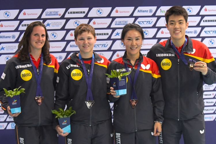 ...mit Dang Qiu als Hahn im Korb. ;) (©Gohlke)