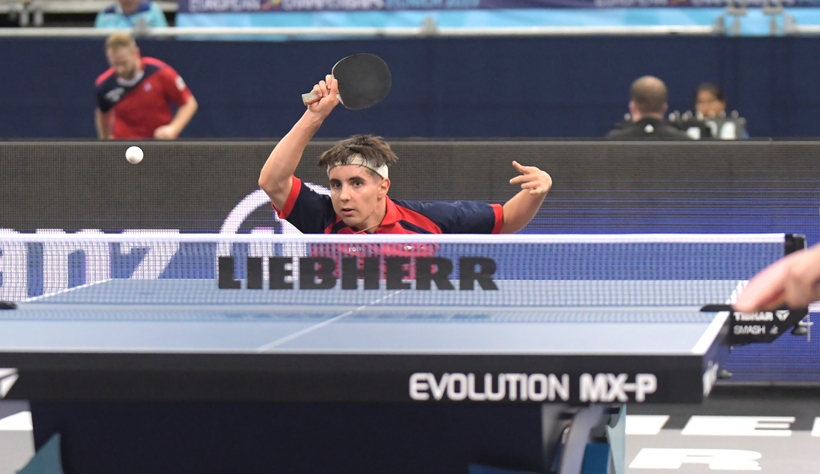 Ähnlich erging es Eduard Ionescu, ebenfalls aus Rumänien. Mit einem 3:0 im letzten Gruppenspiel qualifizierte er sich für die Zwischenrunde. Hier unterlag er dem Türken Ibrahim Gündüz. (© Gohlke)