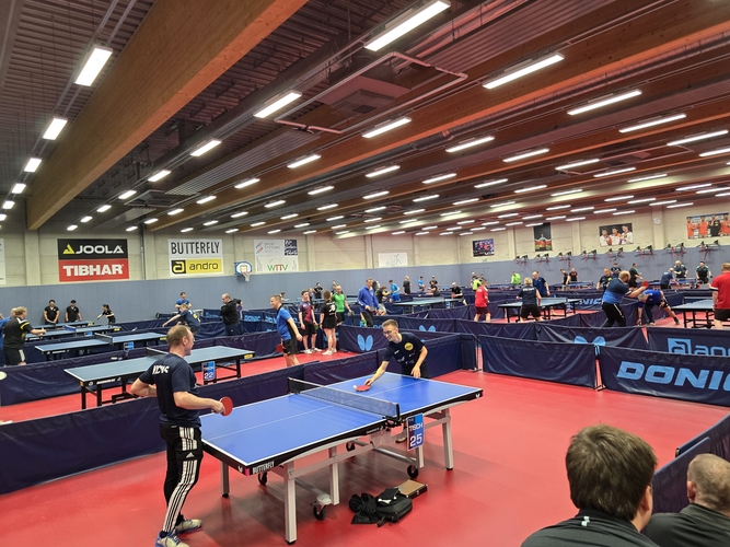 ... und in der sogenannten DTTZ-Halle, in der sonst auch die Nationalspieler ihre Einheiten absolvieren (©Gohlke)