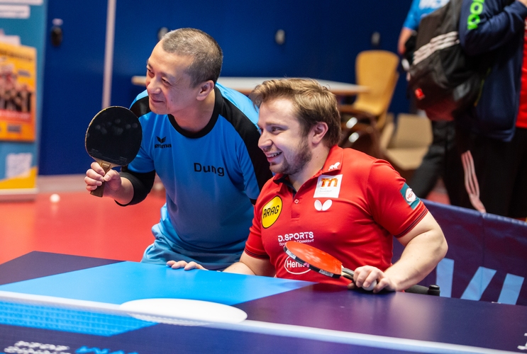 Auch Paralympicssieger Valentin Baus gab sich die Ehre (©Gohlke)