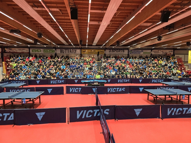 Die 1-Punkt-Tischtennis-Weltmeisterschaft wurde zum zweiten Mal von der myTischtennis GmbH und Borussia Düsseldorf ausgerichtet (©Gohlke)