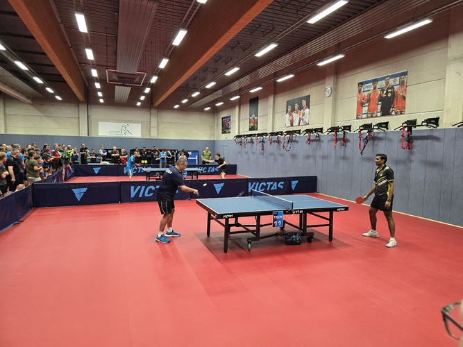Für alle, die sich in der Vorrunde nicht direkt fürs Hauptfeld qualifizierten, ging es im Second-Chance-Turnier weiter, wo man unter anderem gegen Kamal Achanta spielen durfte (©Gohlke)