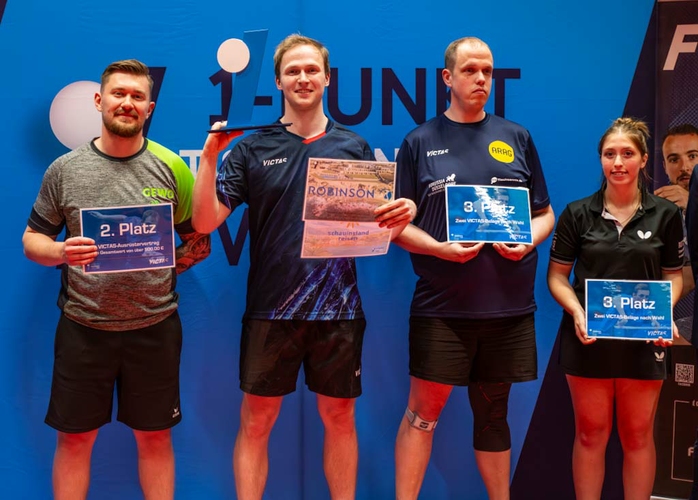 Duda freute sich über den Pokal und den Titel... (©Gohlke)