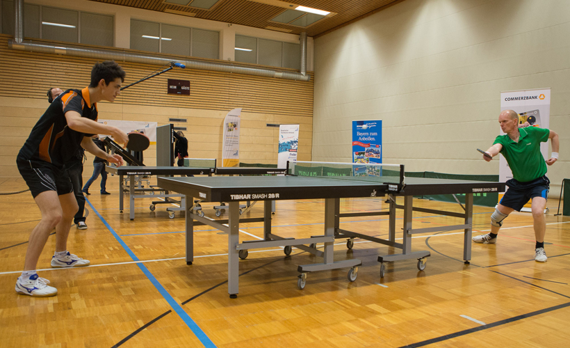  ...genauso wie über ein Duell gegen den Deutschen Meister der Jungen des Jahres 2013, Florian Schreiner. Denn der machte außer Konkurrenz Matches gegen einige Teilnehmer. (©Thomas)
