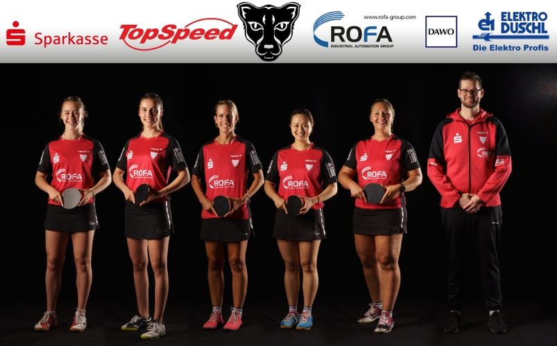 Der SV DJK Kolbermoor gehört wieder zu den Spitzenteams (v.l.n.r.): Naomi Pranjkovic, Laura Tiefenbrunner, Kristin Lang, Yuan Wan, Svetlana Ganina und Trainer Michael Fuchs. Es fehlt: Matilda Ekholm. (©Verein/Fabig)