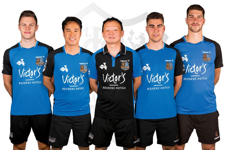 Ein Wörtchen mitreden möchte natürlich auch Vize-Meister Saarbrücken. Tomas Polansky, Shang Kun, Coach Wang Zhi, Darko Jorgic und Spitzenspieler Patrick Franziska nehmen sich für diese Spielzeit eine Menge mit ihrem 1. FCS vor. (©Verein)