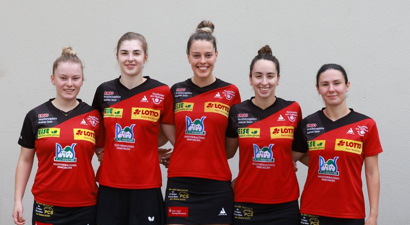 Der ESV Weil bestreitet seine zweite Saison im Oberhaus in folgender Mannschaftsstärke (v.l.n.r.): Hana Arapovic, Vivien Scholz, Polina Trifonova, Izabela Lupulesku und Ievgeniia Sozoniuk. (©Verein)
