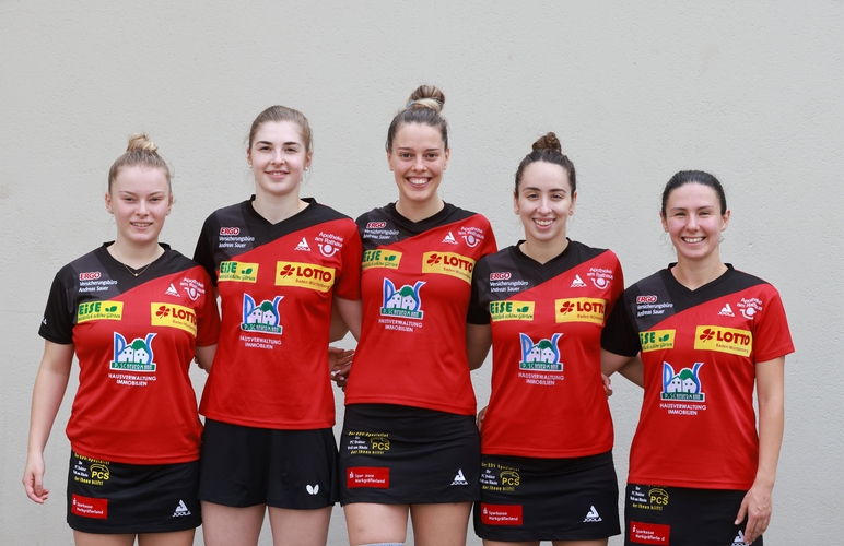 Der ESV Weil bestreitet seine dritte Saison im Oberhaus in folgender Mannschaftsstärke (v.l.n.r.): Hana Arapovic, Vivien Scholz, Polina Trifonova, Izabela Lupulesku und Ievgeniia Sozoniuk. (©Verein)