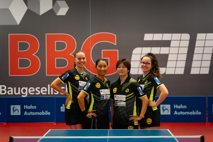 Annett Kaufmann, Mitsuki Yoshida, Qianhong Gotsch und Alexandra Kaufmann bilden das Team der SV Böblingen. Es fehlen: Yeh Yi-Tian und Chien Tung-Chuan.. (©Verein)