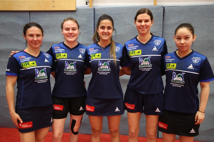 Der ESV Weil ist zurück im Oberhaus: Ievgeniia Sozoniuk, Kornelija Riliskyte, Daniela Ortega, Lea Lachenmayer und Anna Hursey. (©Verein)
