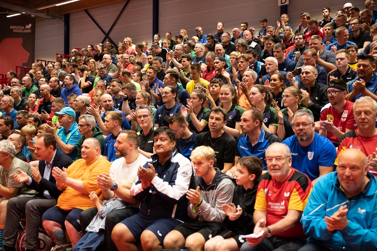 Die Teilnehmer waren nun heiß auf ihre entscheidenden Ballwechsel (©Fabig)