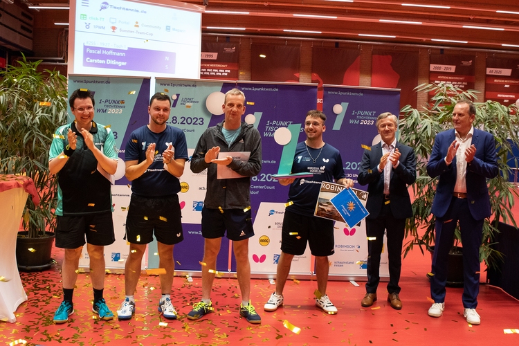Belohnt wurden am Ende alle vier Medaillengewinner (©Fabig)