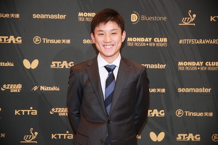 Tomokazu Harimoto hat gute Laune, obwohl er diesmal leer ausging. (©ITTF)