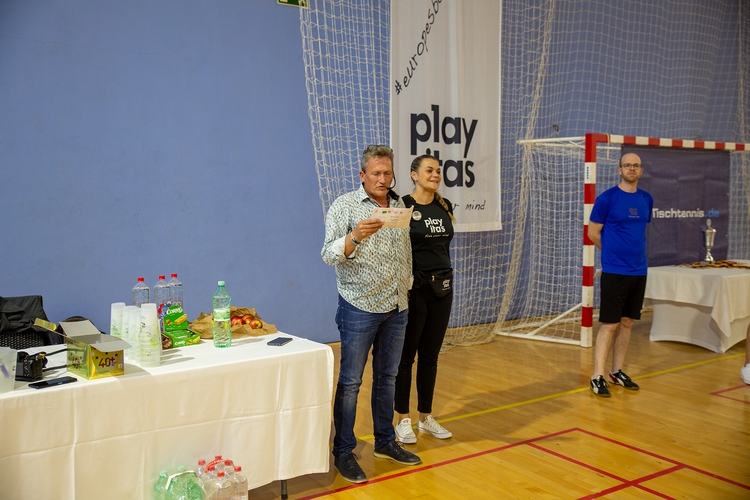 Inga (Marketing) und Andrew (Manager) von Playitas hießen ihre Gäste herzlich willkommen. (©Fabig)