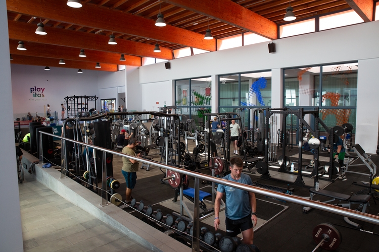 ... oder beim Krafttraining seine Muskeln beanspruchen. (©Fabig)