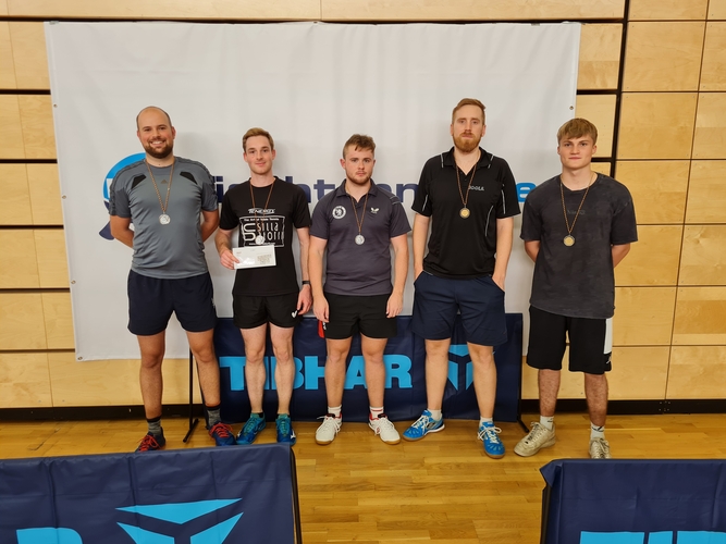 Platz zwei ging nach dem verlorenen Herzschlagfinale in der A-Klasse an 