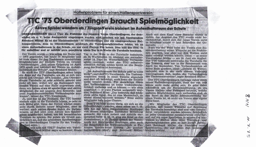 Zum bevorstehenden 50-jährigen Jubiläum hat der TTC noch einmal auf die besondere Geschichte hinter der Halle geblickt: 1977 kaufte der Verein ein altes Sporthäuschen, bestehend aus Umkleiden und einer Gaststätte für damals 35.000 D-Mark. Die Halle wurde anschließend dort angebaut und in den folgenden Jahren, maßgeblich in Eigenleistung von Helmut Niedermann, ausgebaut. (©Verein)