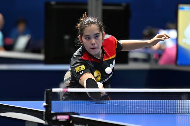 Franziska Schreiner spielt für den Damen-Bundesligisten TSV Langstadt und absolviert neben ihrer Profikarriere ein Fernstudium an der AKAD University, Schwerpunkt: International Management. (©Fuhrmann)