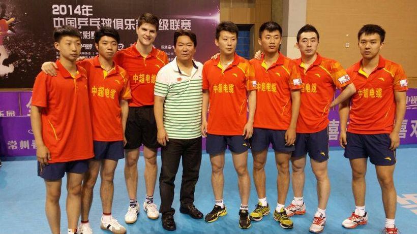 Zeitgleich geht es für Dimitrij Ovtcharov und sein neues Team Jiangsu gegen seinen alten Verein Guangdong (©Facebookseite Ovtcharov)