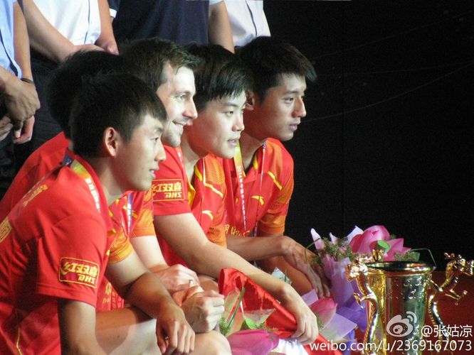 Ein schöner Abschluss für Timo Bolls Saison in China, auch wenn er in der entscheidenden Phase nicht mehr zum Einsatz kam (©Weibo)