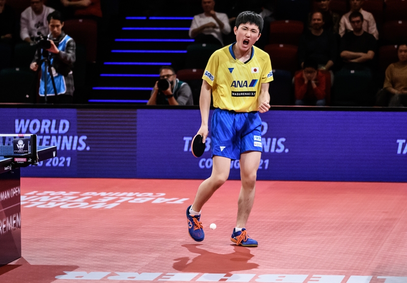 Im Duell gegen Liang Jingkun kämpfte sich Tomokazu Harimoto nach einem 0:3-Rückstand auf 2:3 heran. (©Gohlke)