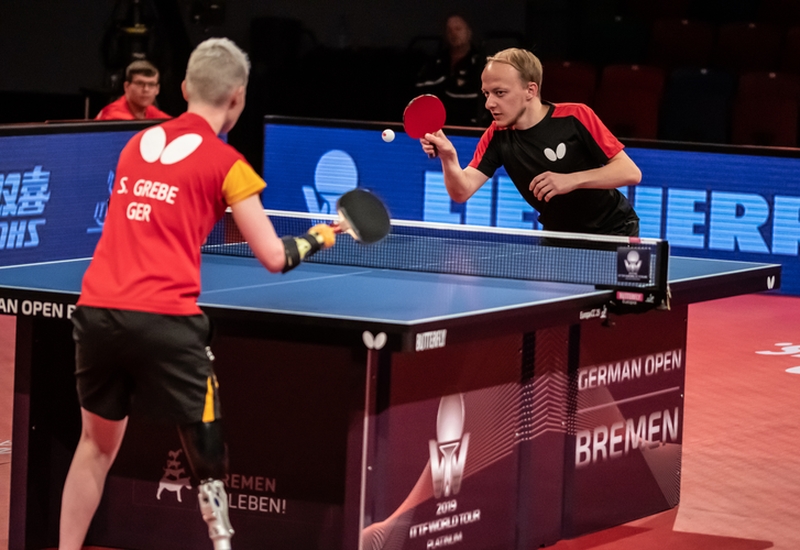 Zwischendurch durften sich die Zuschauer über Showkämpfe freuen von Para-Sportlern wie der Deutschen Stephanie Grebe. (©Gohlke)