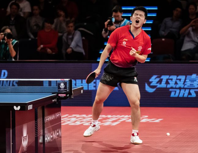 Dann aber fand der 22-Jährige immer besser ins Spiel und entschied das umkämpfte Match im siebten Satz für sich. (©Gohlke)