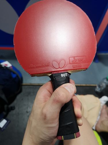 Auf der anderen Seite ist wiederum der Dignics 05 befestigt, den auch Gerassimenko für sein Spiel benötigt. (©Gohlke)