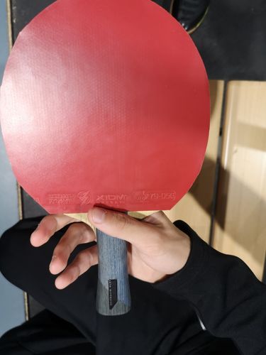 Sein Holz ist von derselben Firma, das Xiom Zeta Offensive. (©Gohlke)