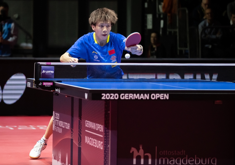 Danach versuchte Lin Gaoyuan sein Glück im ersten Halbfinale der Herren. (©Gohlke)